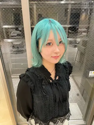 ミディアム まるやま ひなこ/艶髪カラーのヘアスタイル