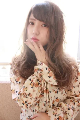 ミディアム カラー パーマ tuuli トゥーリのヘアスタイル
