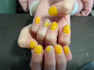 ネイル 高山 歩美のネイルデザイン