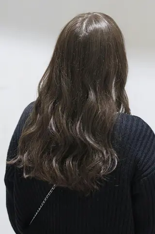 ロング カラー 辻 竜也　のヘアスタイル