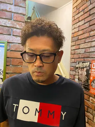パーマ メンズ 高塩翔大 髪質改善のヘアスタイル