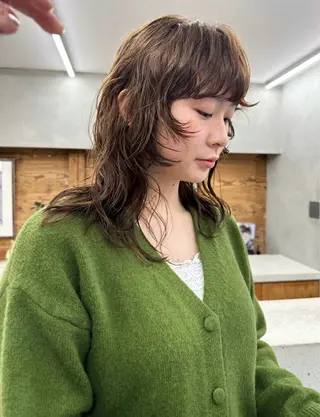 ミディアム カラー パーマ パーマ /レイヤー 榛地渉馬 /矢場町のヘアスタイル