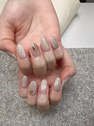 ネイル Guarendo錦糸町店所属・ガレンドウ 白澤 愛子のネイルデザイン