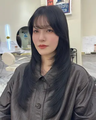 ロング カラー ヘアアレンジ 髪質改善特化 🫧松野力也のヘアスタイル