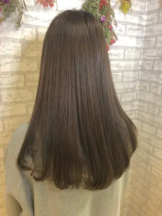 ロング カラー クボキ サヤのヘアスタイル