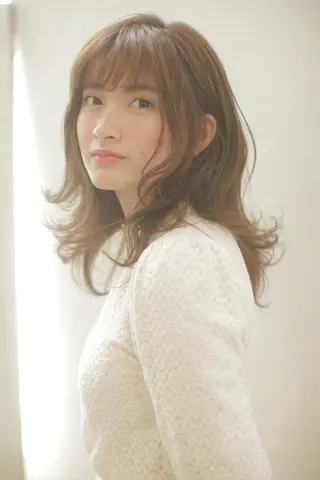ミディアム 美髪形成！色素改善！ 秋田　和輝のヘアスタイル