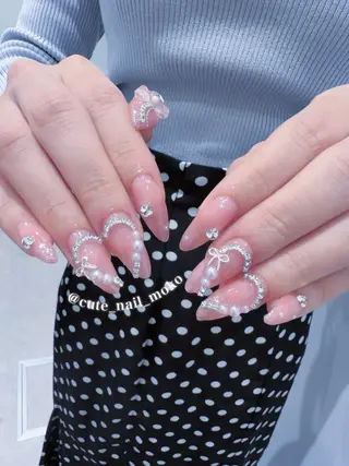 ネイル GO TODAY SHAiRE SALON原宿 Liber所属・️🫧もこ 艶感ネイル🫧のネイルデザイン