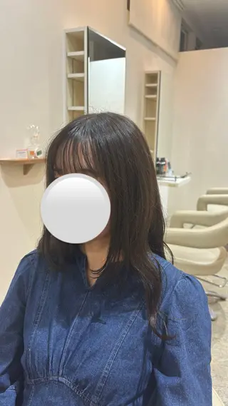ロング 佐藤 優里のヘアスタイル