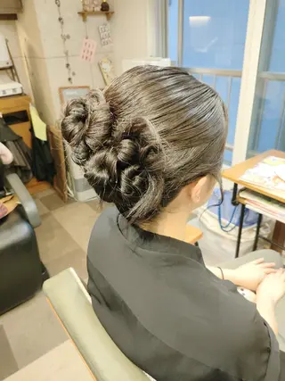 ヘアアレンジ HempBeauty 浅野アサミのヘアスタイル