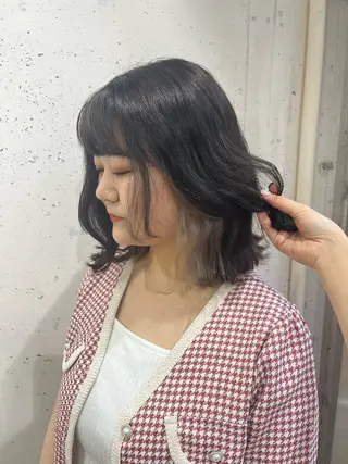 セミロング 韓国風透明感カラー 💎YUI💎のヘアスタイル