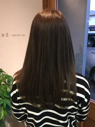 カラー mu ku.のヘアスタイル