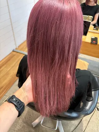 セミロング カラー パーマ ヘアアレンジ ハイトーンカラー🤍 山下 優華のヘアスタイル