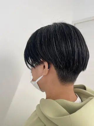 ショート 𝓜𝓮𝓛𝓲𝓟 冨樫果楠のヘアスタイル