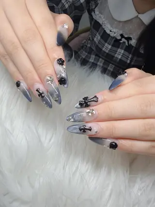 ネイル Lee Nailsのネイルデザイン