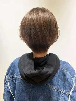 ショート カラー 🐺ウルフ/レイヤー 似合わせ‎🤍沙羅のヘアスタイル