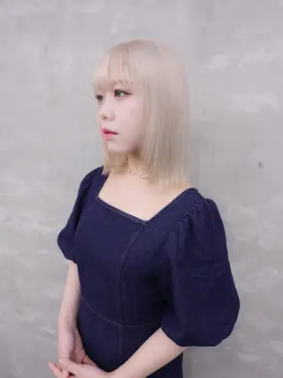 ショート 垢抜け透明感カラー 🧚🏻♀️ミユウのヘアスタイル