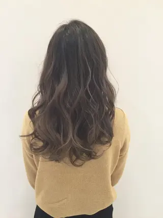 ロング カラー ハイトーン×髪質改善 KENTAのヘアスタイル