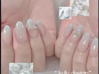 ネイル 神田 桃子のネイルデザイン