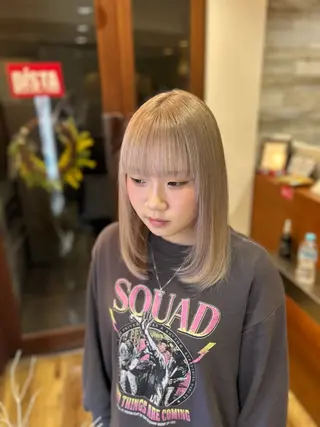 セミロング カラー 🎀たな 🧸のヘアスタイル