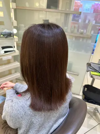 セミロング カラー ヘアアレンジ タイトボブ個性派カラ ーAKANEのヘアスタイル