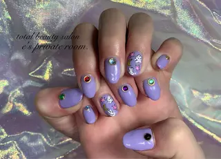 ネイル LAVISH nail salonのネイルデザイン