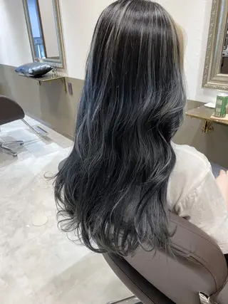 ロング カラー 坂井田 浩樹のヘアスタイル