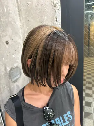ショート カラー KAEDE🌺Wカ ラー/ホワイトカラーのヘアスタイル