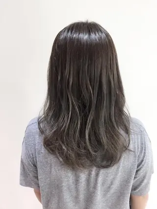 セミロング カラー ヘアアレンジ TOPstylist ✂️フセケイタ✂️のヘアスタイル