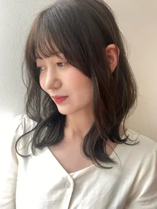セミロング カラー 長妻莉央/縮毛矯正 髪質改善カラーのヘアスタイル
