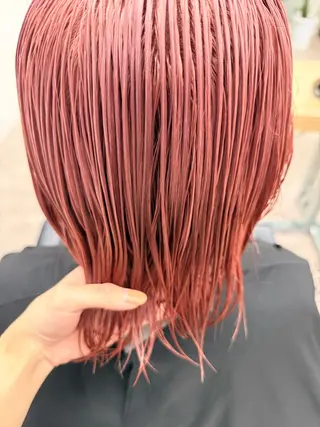 ショート カラー ブリーチモデル yumekaのヘアスタイル