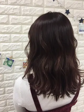 セミロング カラー 盛れるレイヤーカット 得意🌹井上美沙のヘアスタイル