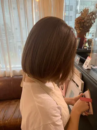 カラー 安村 美奈のヘアスタイル
