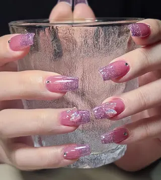 ネイル エリ🫧 nail池袋東口のネイルデザイン