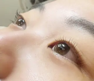 マツエク・マツパ eyelash目髪 瓢箪山店の眉毛・アイブロウイメージ