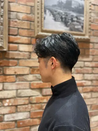 ミディアム ヒロ銀座　　　御徒町所属・ヒロ銀座　小林 透真のヘアスタイル