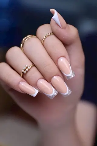 セミロング TDnailsalon所属・T&D NailSalonのネイルデザイン