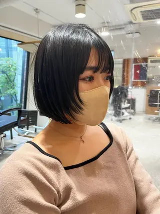 ショート カラー ヘアアレンジ キッズ ネイル マツエク・マツパ アイブロウ 透明感カラー🤎 ゆりのヘアスタイル