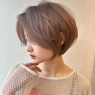 ショート かえ🩶韓国ボブ🎀 透明感カラー🥣のヘアスタイル