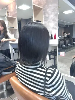 ショート カラー 🎀艶カラー🎀 よしいあまねのヘアスタイル