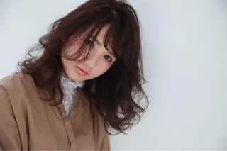 ミディアム カラー パーマ ヘアアレンジ メンズ キッズ ネイル マツエク・マツパ EnBlesS西宮 マンツーマン神道有基のヘアスタイル