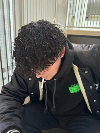 ショート パーマ メンズ EMANON  ANNEX池袋東口店所属・SiV(ｼﾋﾞ)✂︎ メンズ専門💈のヘアスタイル