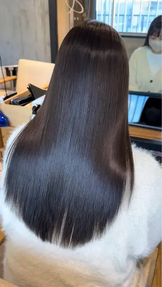 ロング &グループ代表取締役 KOHEIのヘアスタイル