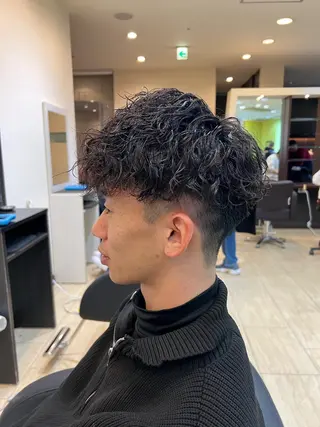 ショート パーマ ハイトーン／パーマ 特化平田のヘアスタイル