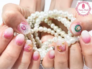 ネイル tiarynail K K🐼のネイルデザイン