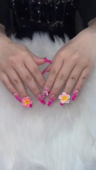 ネイル ピンクドールハウス 掛川店のネイルデザイン