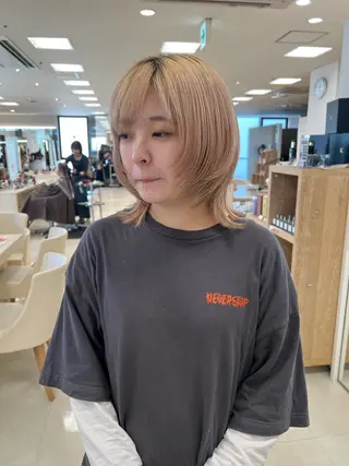 ショート ハイトーン/ウルフ /レイヤー/坂野幸伸のヘアスタイル