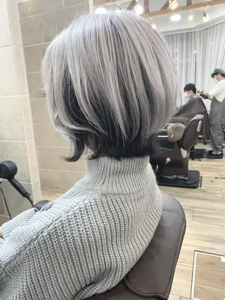 ショート カラー 平尾 拓也のヘアスタイル