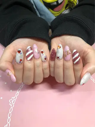 ミディアム ネイル 《LB》ラブリエ Nail&eyeのマツエク・マツパデザイン