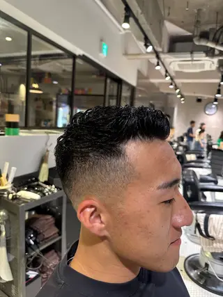 メンズ AMANO KOAのヘアスタイル