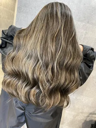 ロング カラー ヘアアレンジ ネイル マツエク・マツパ 井上 一平のヘアスタイル